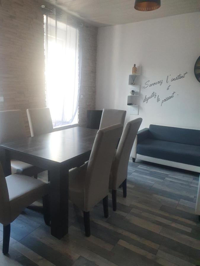 Апартаменти Bienvenue Chez Les Ch'Oups Le Loft 50 M2 Ла-Бурбуль Екстер'єр фото