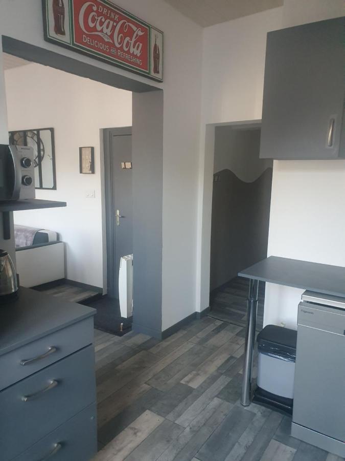 Апартаменти Bienvenue Chez Les Ch'Oups Le Loft 50 M2 Ла-Бурбуль Екстер'єр фото